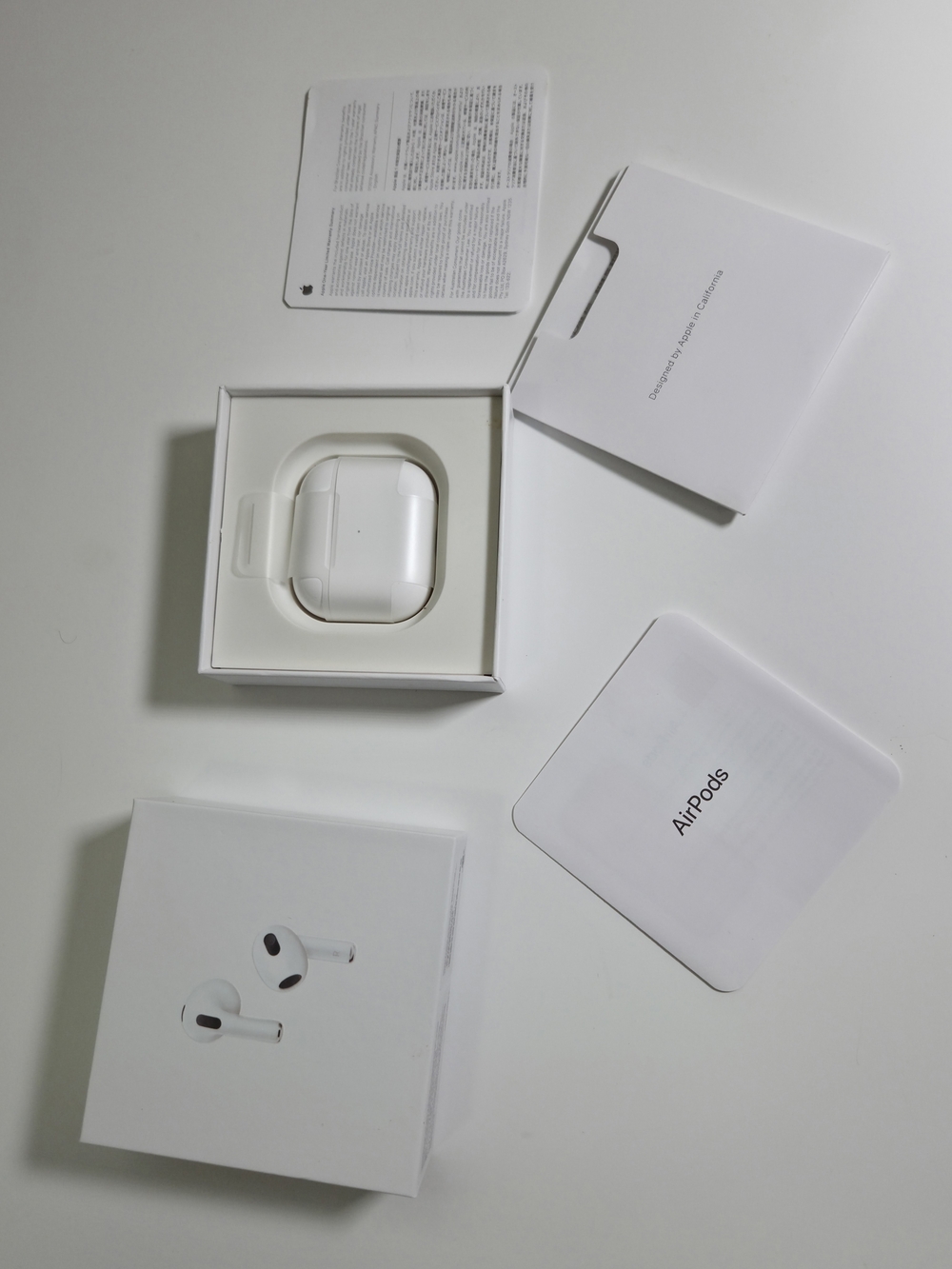 Apple AirPods 3 Wireless Earbuds with Charging Case - White